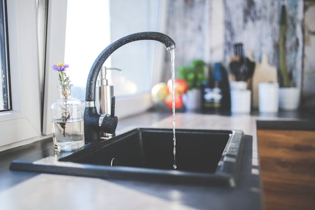Running tap water in a UK home